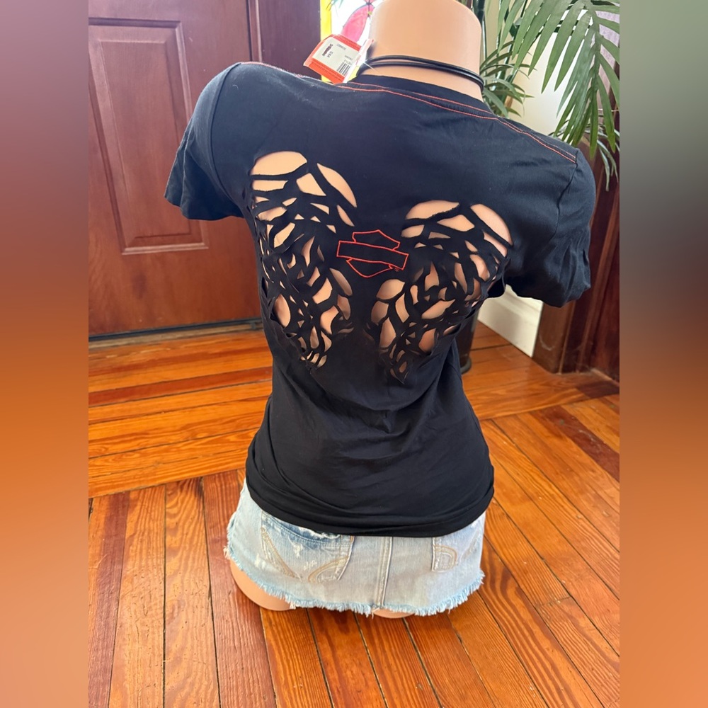 Harley-Davidson Black Cutout Wing Tee NWT
